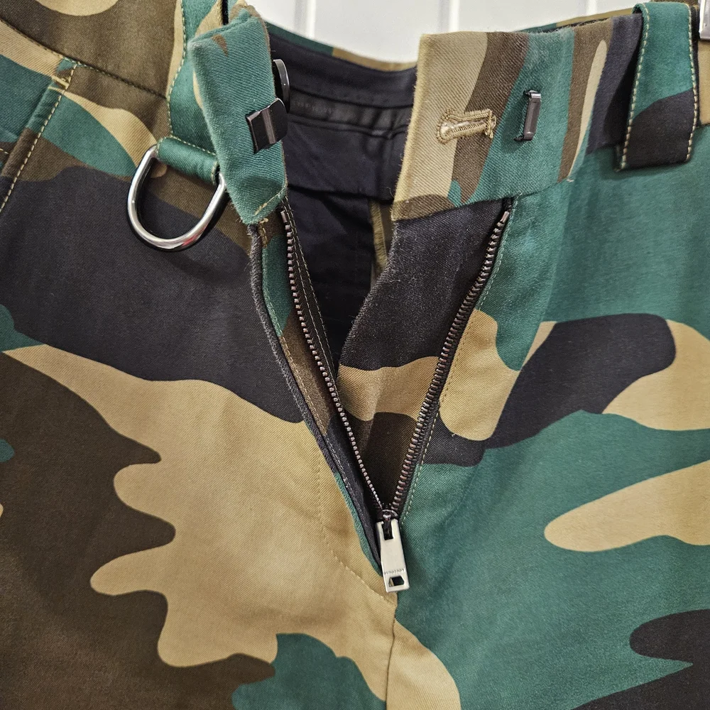 Burberry London Camo High Rise Straight Leg Cropped Pants D-Ring US 6